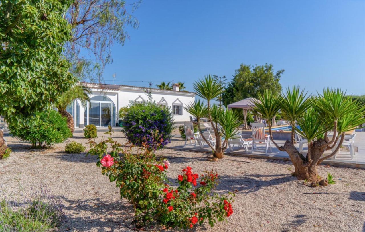 Exceptional Rico's Country Retreat Almendricos *